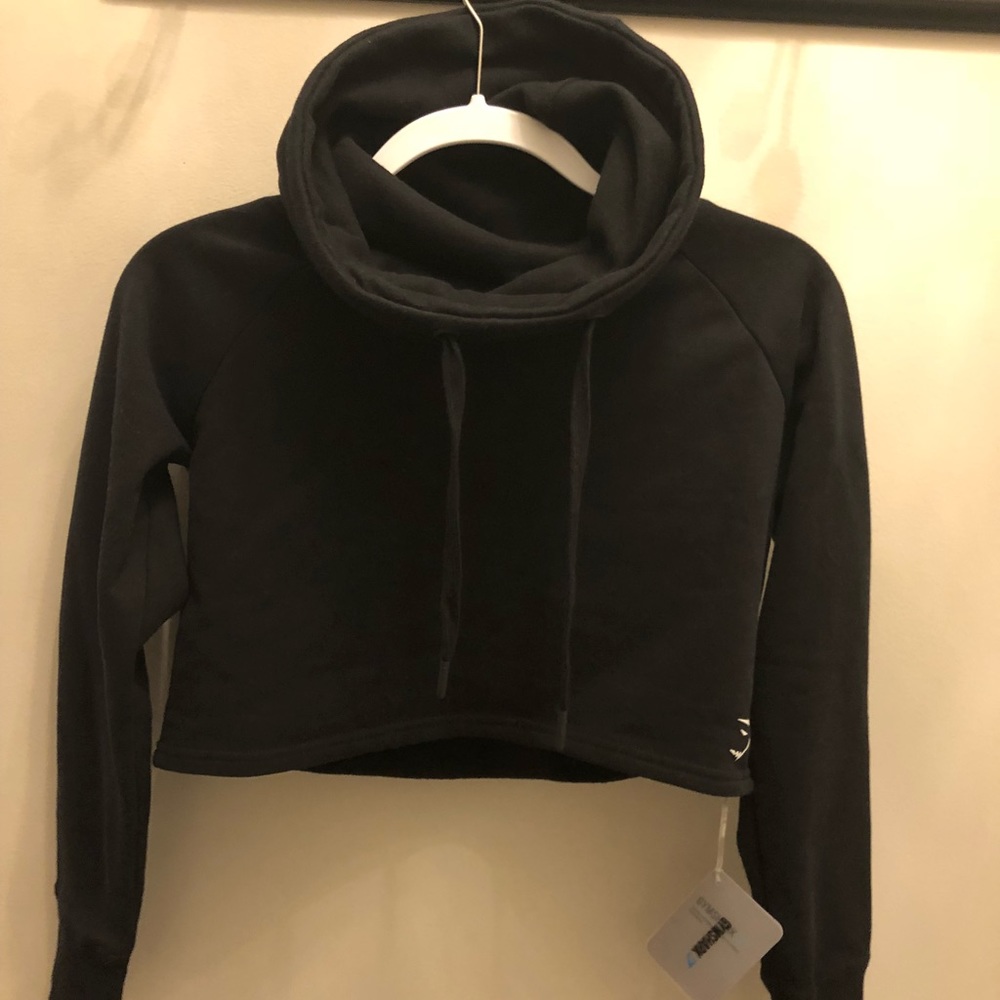 Gym shark slouch cropped hoodie
